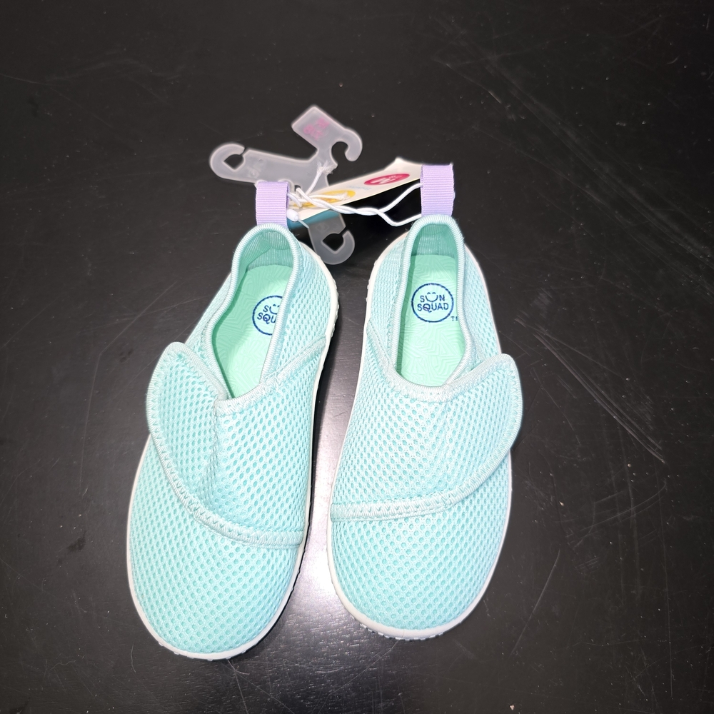 Target - Toddler Mint Green Mesh Water Shoes